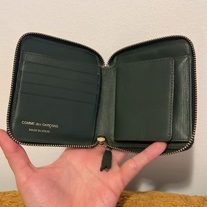 Comme de Garcons hunter green zip wallet